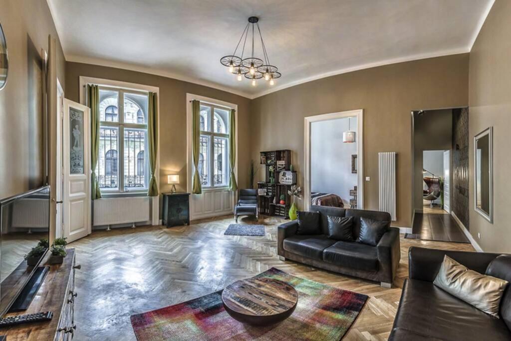 The Suite Mondain Apartment Budapeszt Zewnętrze zdjęcie