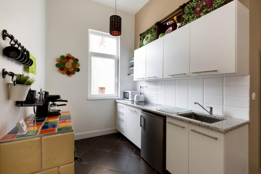 The Suite Mondain Apartment Budapeszt Zewnętrze zdjęcie