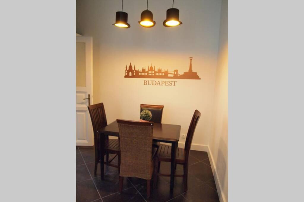 The Suite Mondain Apartment Budapeszt Zewnętrze zdjęcie